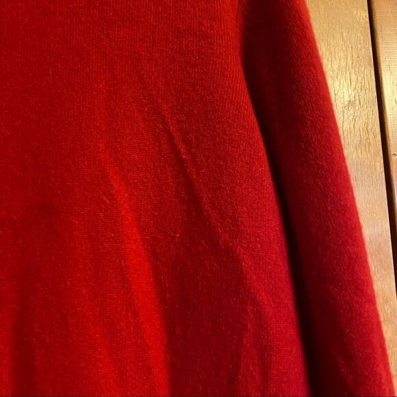 Charter Club 100% Cashmere Red Turtleneck Christmas Sweater - Picture 7 of 12